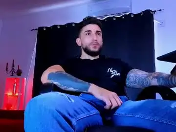 Chaturbate Live Sex of mightyaaron