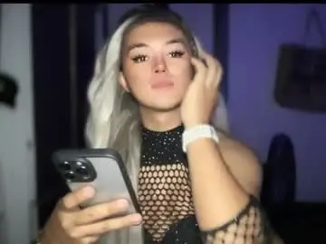 Chaturbate Best live sex cam show of miss_antonette_xxx