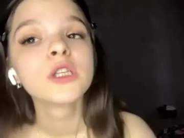 Chaturbate Free Live Porn of neelywrinkles
