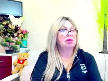 Chaturbate Watch Live Sex Cams of susiexnoreen