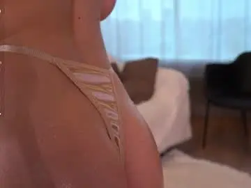 Chaturbate Adult Video Chat of lynnalltop