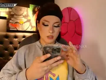 Chaturbate Live Sex Cam of rominaowenxx