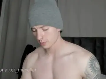 Chaturbate Nude Webcam of jhonny_macallan