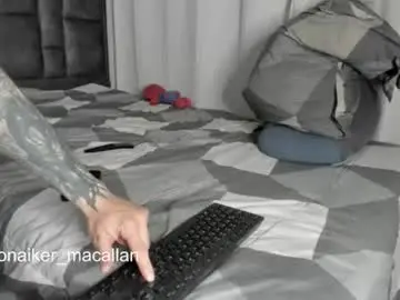 Chaturbate Sex Cam of jhonny_macallan