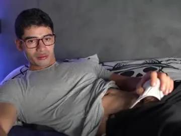 Chaturbate Best live sex cam show of joe_steel1