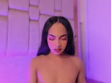 Chaturbate Nude Webcam of aribloom7