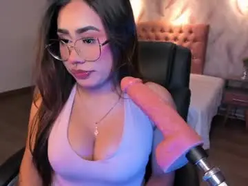 Chaturbate Sex Chat of eveline_figeroa