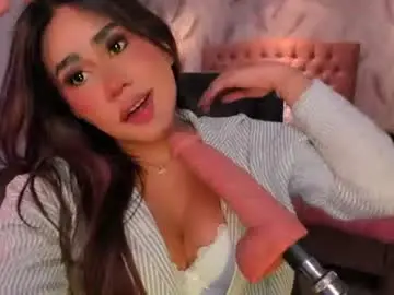 Chaturbate Nude Webcam of eveline_figeroa