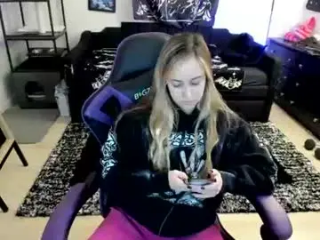 Chaturbate Watch Live Sex Cams of luna_lovelyy