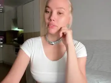 Chaturbate Watch Live Sex Cams of bestie_online
