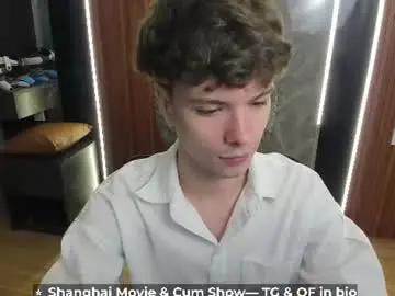 Chaturbate Watch Live Sex Cams of calvin_loves_you