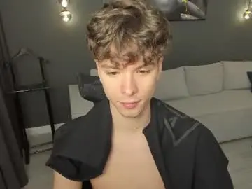 Chaturbate Free Porn Cam of calvin_loves_you