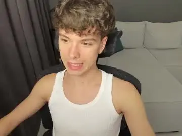 Chaturbate Sex Chat of calvin_loves_you