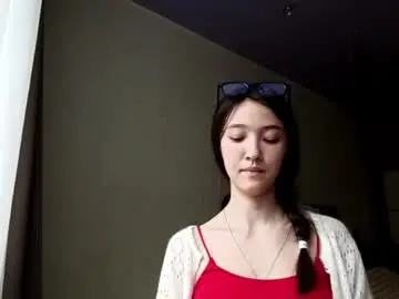 Chaturbate Best live sex cam show of elouisevallian