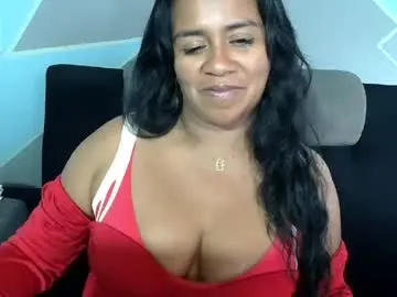 Chaturbate Best live sex cam show of saggil_0385