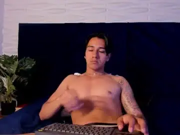 Chaturbate Live Sex of andyjoy_