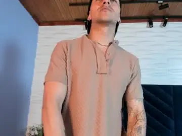 Chaturbate Live Porn of andyjoy_