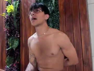 Chaturbate Free Live Porn of andyjoy_