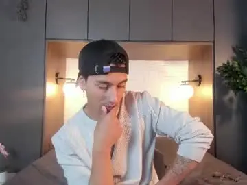 Chaturbate Adult Webcams of andyjoy_