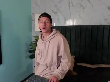 Chaturbate Sex Chat of andyjoy_