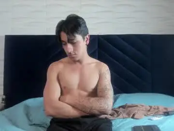 Chaturbate Watch Live Sex Cams of andyjoy_
