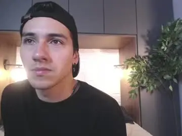 Chaturbate Adult Webcams of andyjoy_