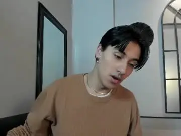 Chaturbate Live Sex Cam of andyjoy_