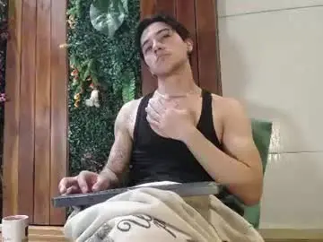 Chaturbate Nude Webcam of andyjoy_