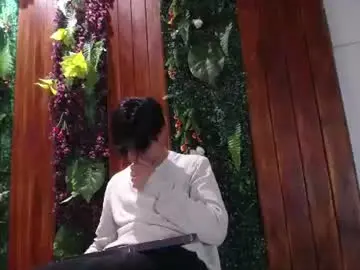 Chaturbate Adult Video Chat of andyjoy_