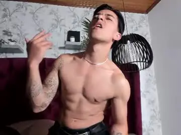 Chaturbate Free Live Porn of andyjoy_