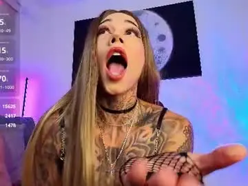 Chaturbate Free Porn Cam of holly_kat