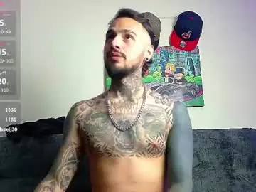 Chaturbate Best live sex cam show of julian_tattoo