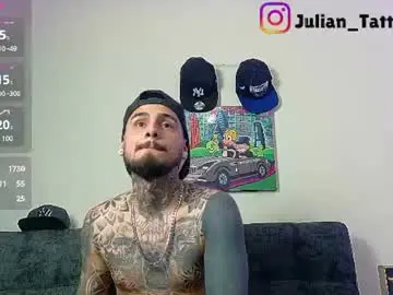 Chaturbate Sex Cam of julian_tattoo