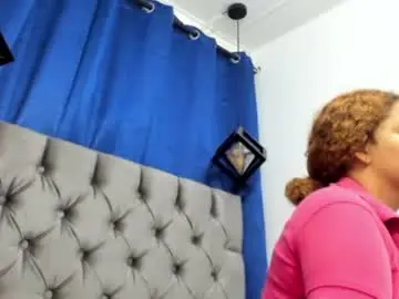 Chaturbate Watch Live Sex Cams of latina_cute_20