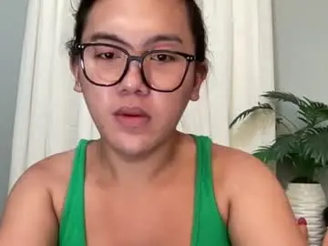 Chaturbate Live Sex of lucy_selfsucker