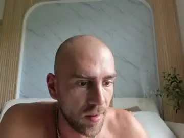 Chaturbate Best live sex cam show of strong_arni