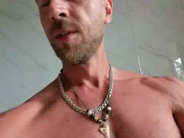 Chaturbate Free Porn Cam of strong_arni