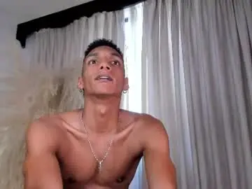 Chaturbate Live Sex of juliensaint_
