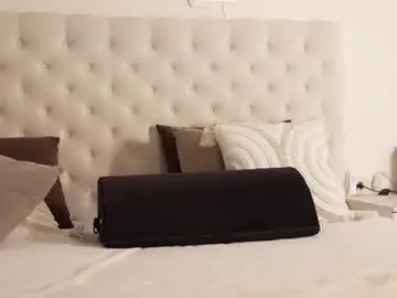 Chaturbate Free Porn Cam of kissing33