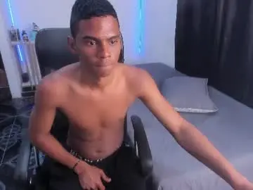 Chaturbate Live Porn of snak_master1