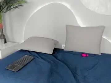 Chaturbate Live Porn of zafiro_n_amber