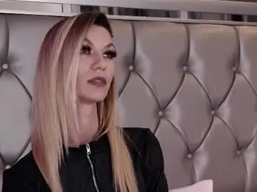 Chaturbate Live Sex Cam of mayahales