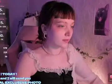 Chaturbate Live Sex Cam of rileynymph