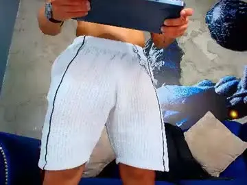 Chaturbate Live Sex Cam of vans_ross