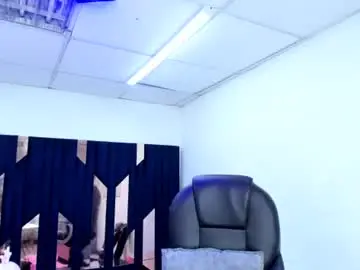 Chaturbate Best live sex cam show of aisha_hotts777