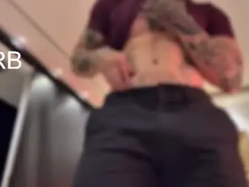 Chaturbate Live Porn of dantecoppolaa