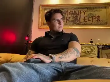Chaturbate Free Porn Cam of dantecoppolaa
