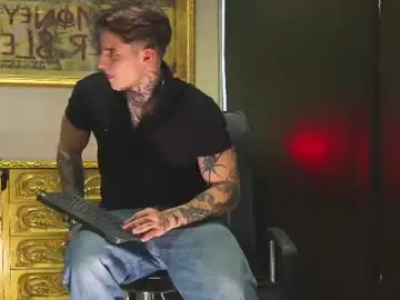 Chaturbate Free Porn Cam of dantecoppolaa