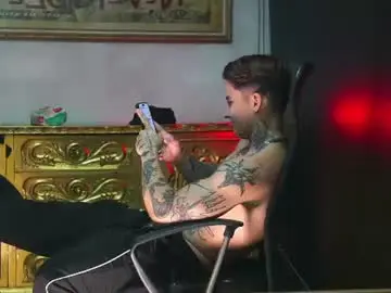 Chaturbate Free Porn Cam of dantecoppolaa