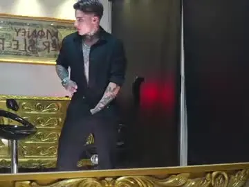 Chaturbate Free Porn Cam of dantecoppolaa